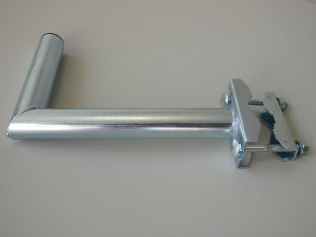 KONZOLE NA ZÁBRADLÍ 30 CM - ZINEK